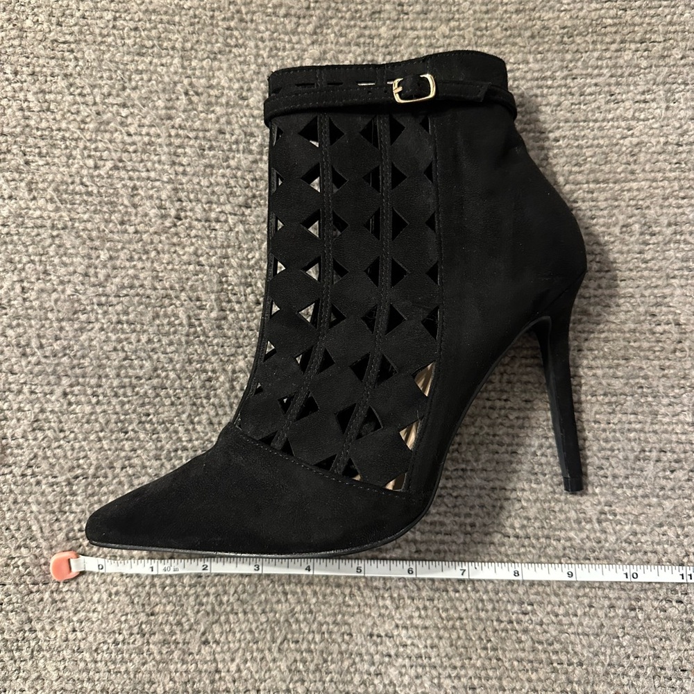 Ankle Heel Booties Pointed Toe Stiletto Faux Suede 8.5 Black Cutout Gold Buckle - Picture 3 of 11